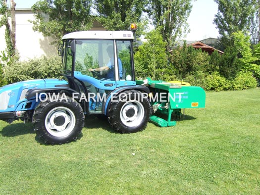 Selvatici Lawn and Turf Tractor 3Pt Aerators